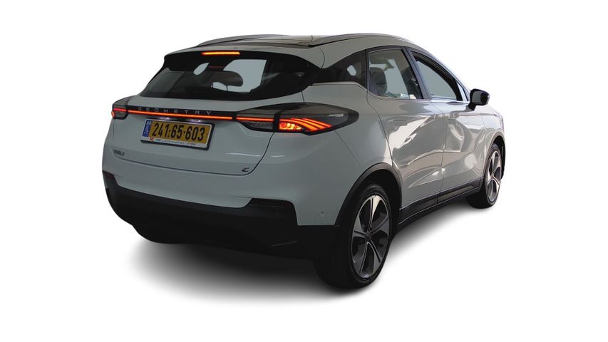 ג׳ילי Geometry C