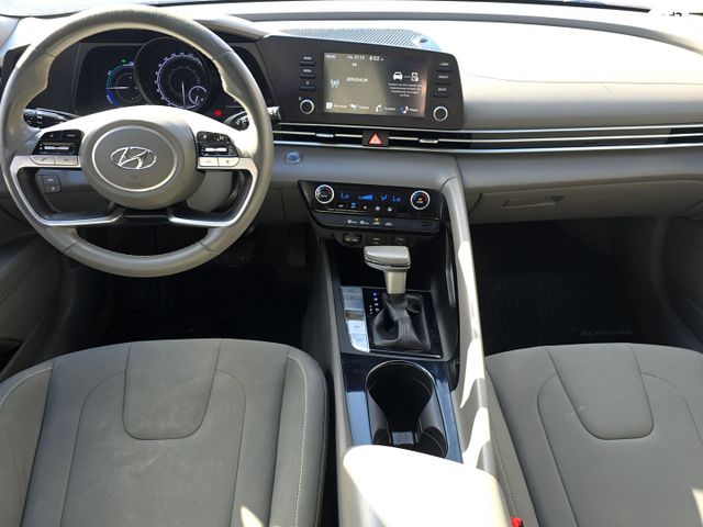 יונדאי אלנטרה