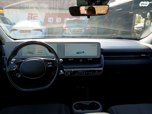 יונדאי איוניק 5