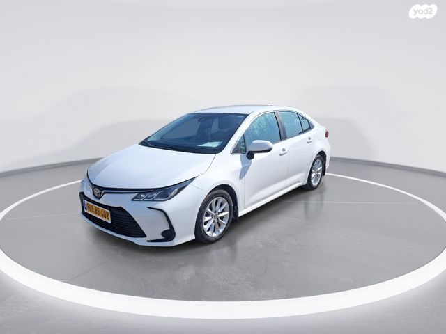 טויוטה קורולה