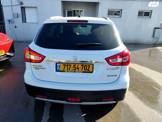 סוזוקי קרוסאובר