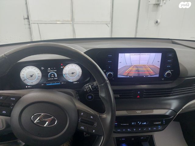 יונדאי באיון