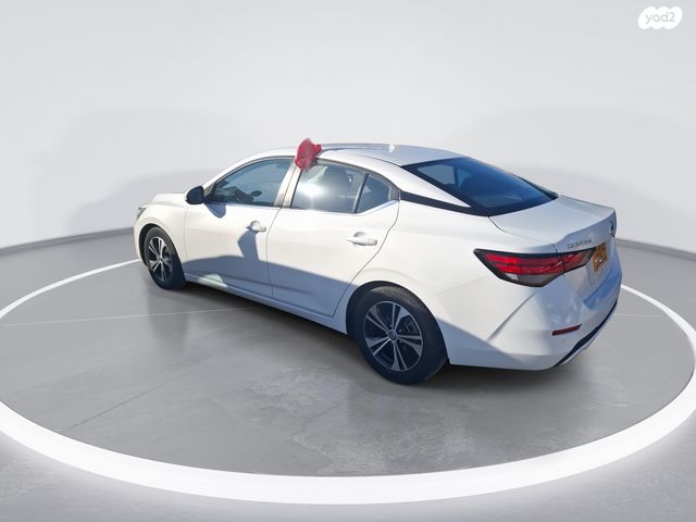 ניסאן סנטרה