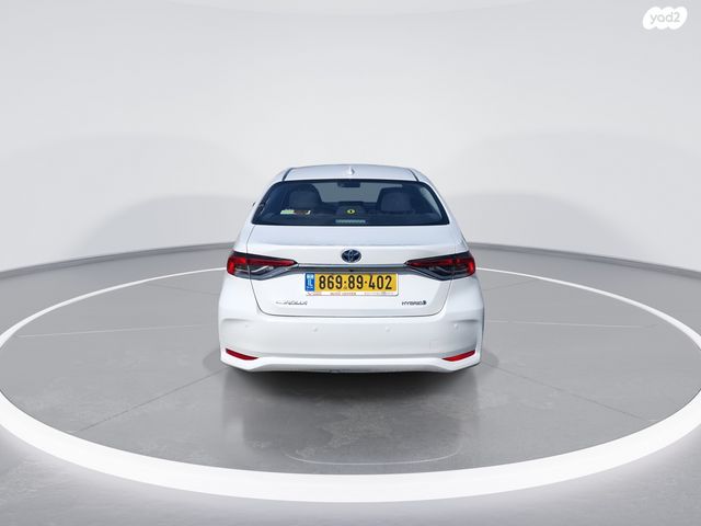 טויוטה קורולה