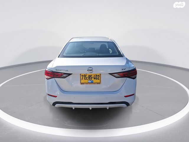 ניסאן סנטרה