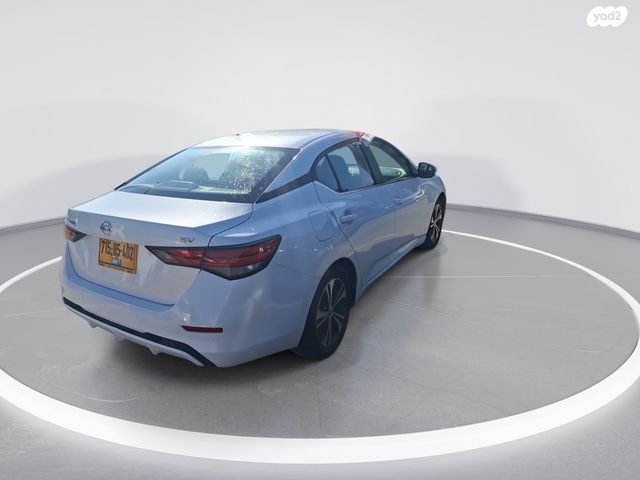 ניסאן סנטרה