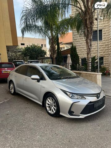 מודעת רכב טויוטה קורולה