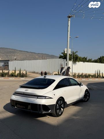 יונדאי איוניק 6