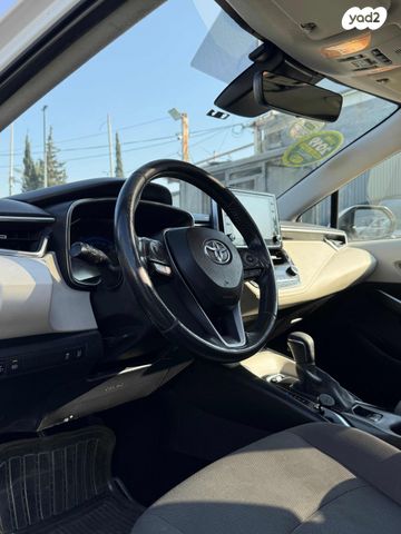 טויוטה קורולה