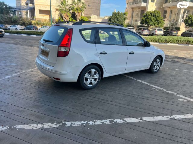 מודעת רכב יונדאי i30 2