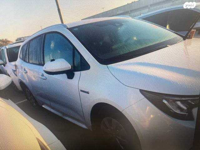 מודעת רכב טויוטה קורולה