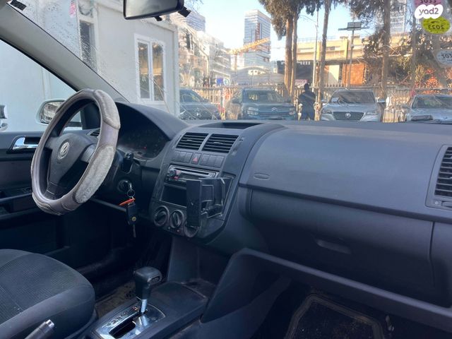 פולקסווגן פולו 