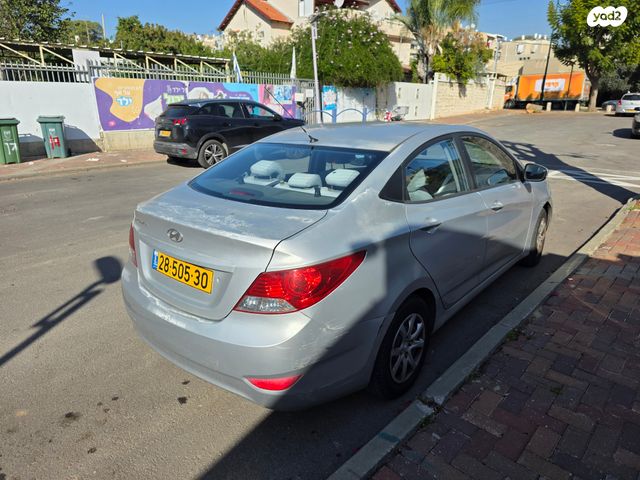 יונדאי אקסנט i25