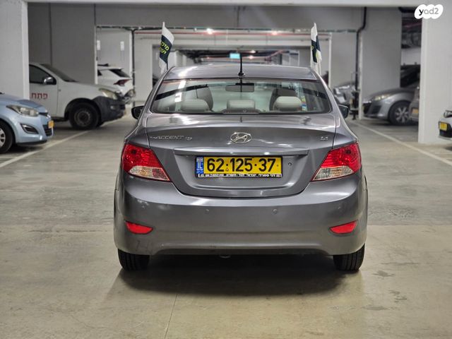 יונדאי אקסנט i25