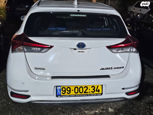 מודעת רכב טויוטה אוריס