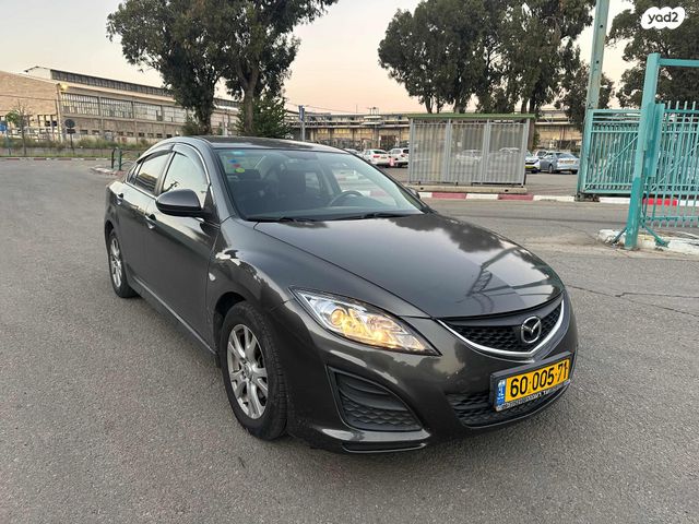 מודעת רכב מאזדה 6