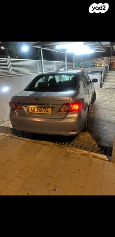 טויוטה קורולה