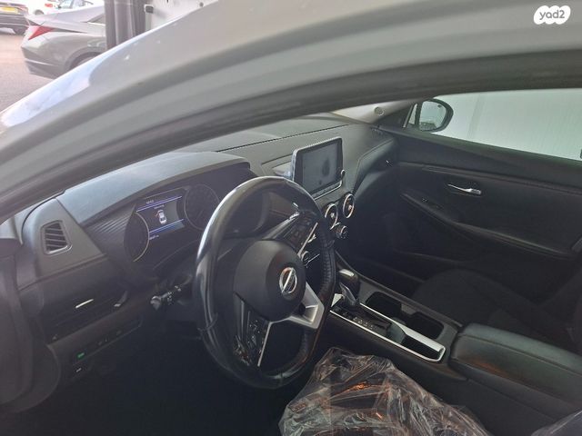 ניסאן סנטרה