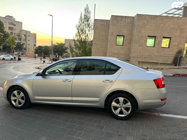 סקודה אוקטביה 