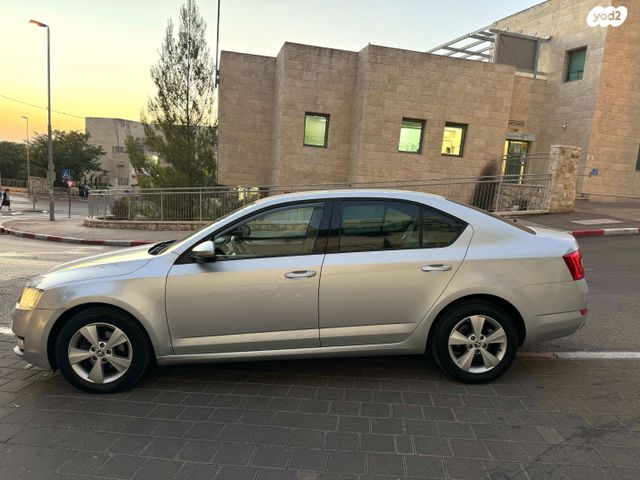 סקודה אוקטביה 