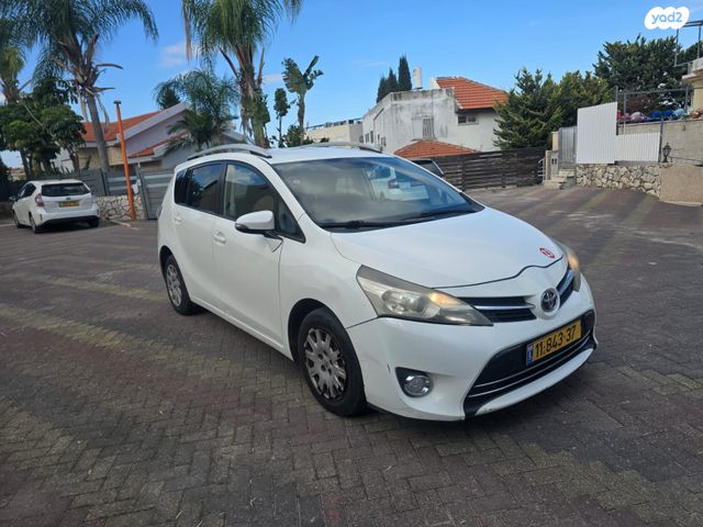 מודעת רכב טויוטה ורסו