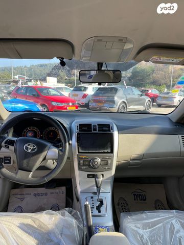 טויוטה קורולה