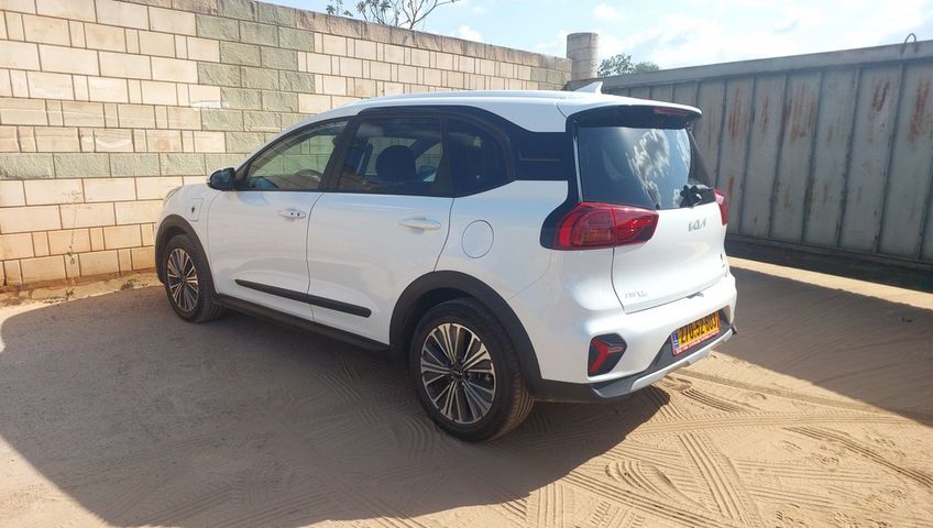 קיה נירו פלוס