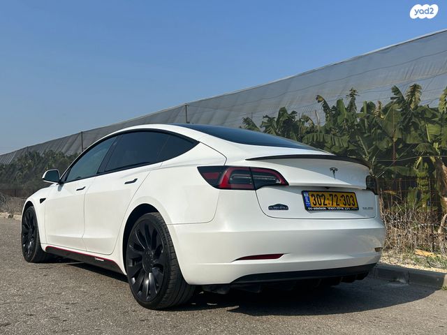 טסלה מודל 3