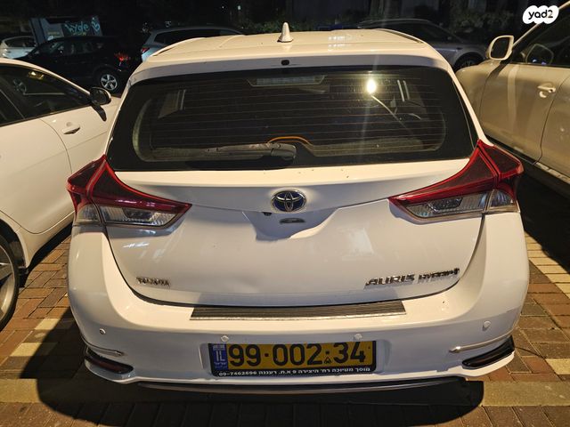 טויוטה אוריס