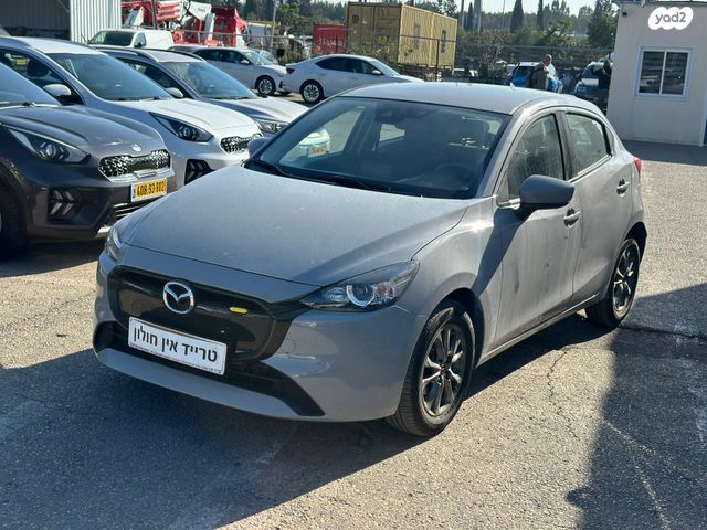 מודעת רכב מאזדה 2