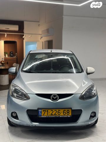 מודעת רכב מאזדה 2