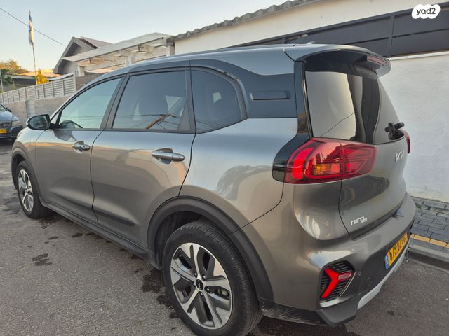 קיה נירו פלוס