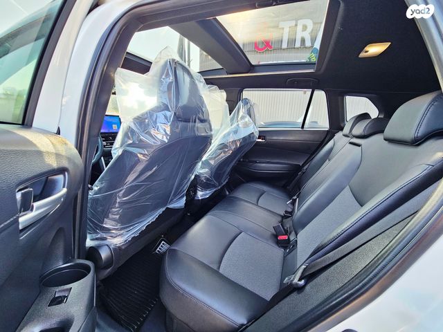 טויוטה קורולה קרוס