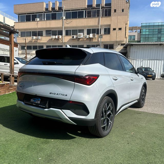 בי.ווי.די אטו 3