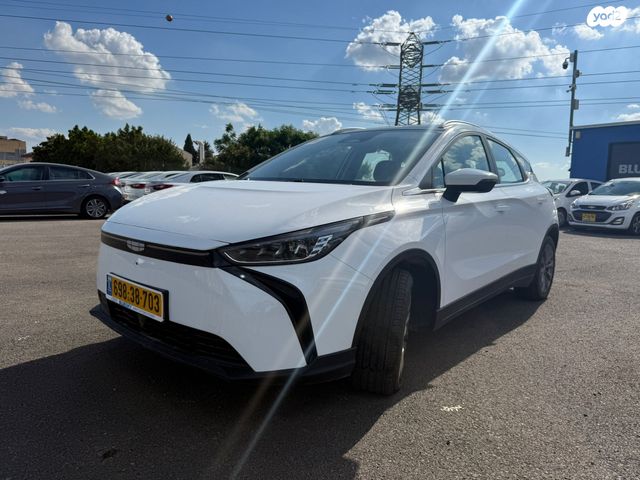 מודעת רכב ג׳ילי Geometry C