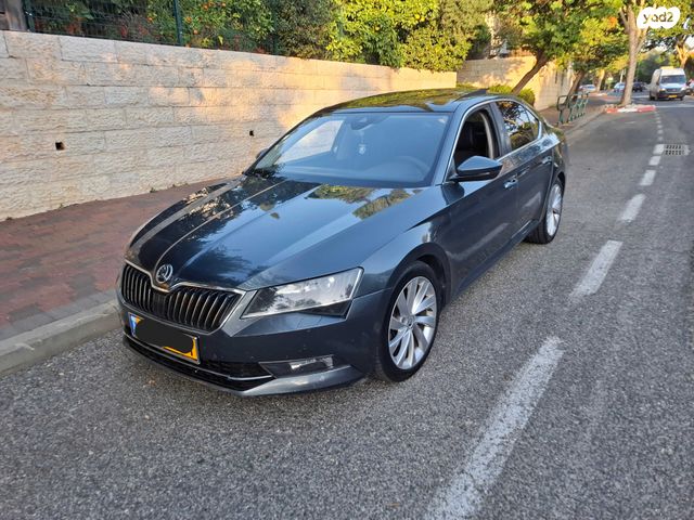 מודעת רכב סקודה סופרב
