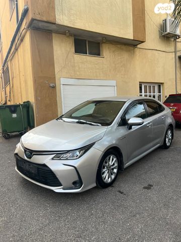 טויוטה קורולה