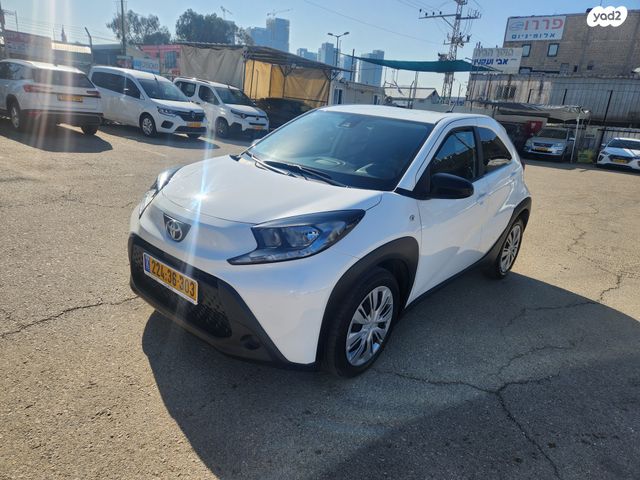 מודעת רכב טויוטה אייגו X