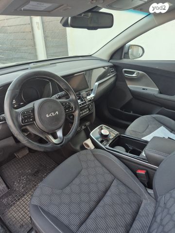 קיה נירו פלוס