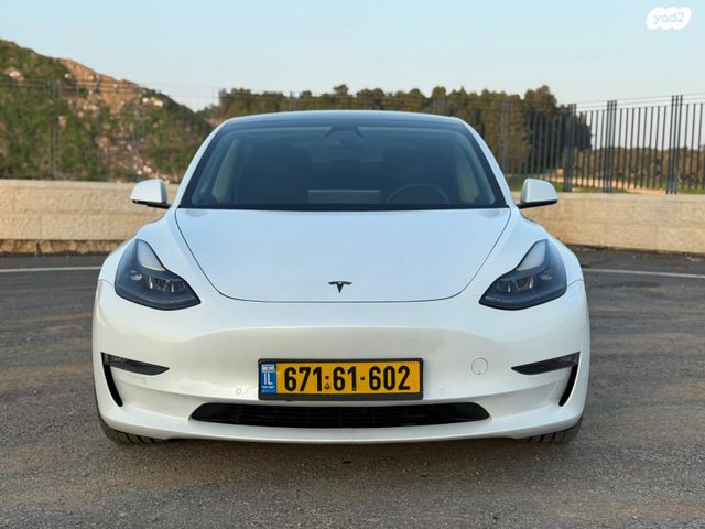טסלה מודל 3