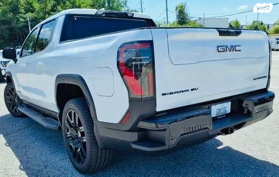 ג'י.אם.סי סיירה EV  