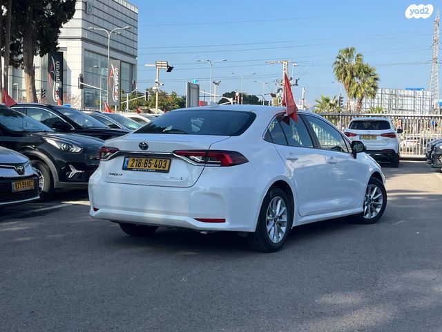 טויוטה קורולה