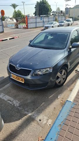 סקודה אוקטביה 