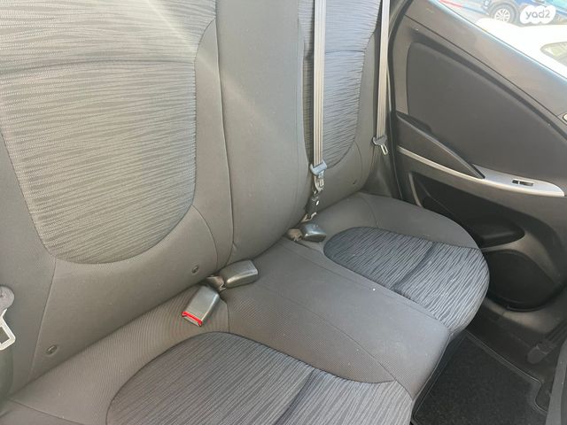 יונדאי אקסנט i25