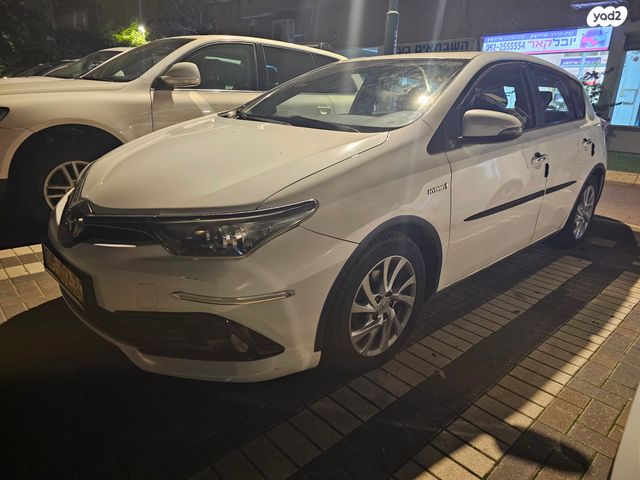 טויוטה אוריס