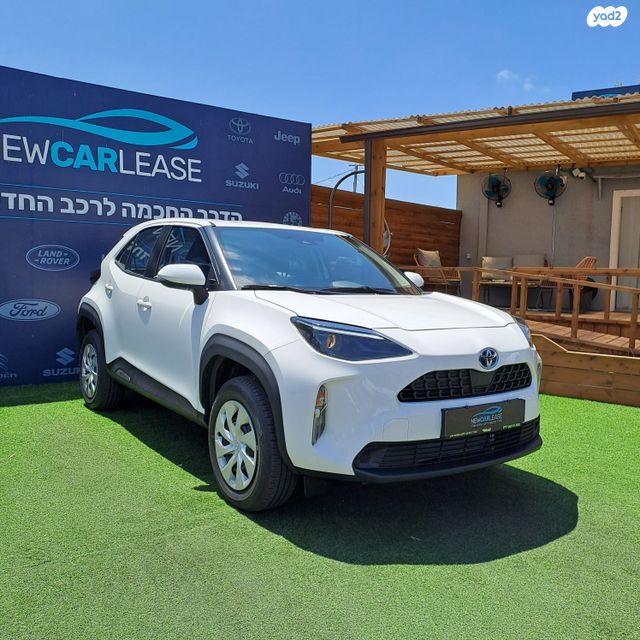 מודעת רכב טויוטה יאריס קרוס