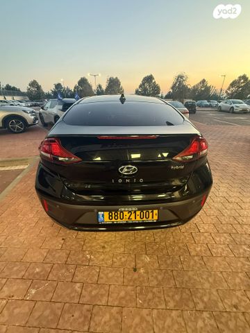 יונדאי איוניק