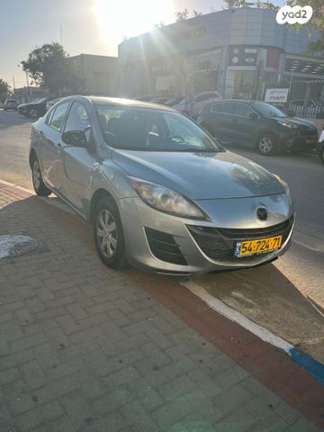 מודעת רכב מאזדה 3