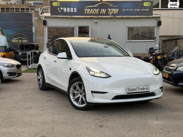 מודעת רכב טסלה מודל Y