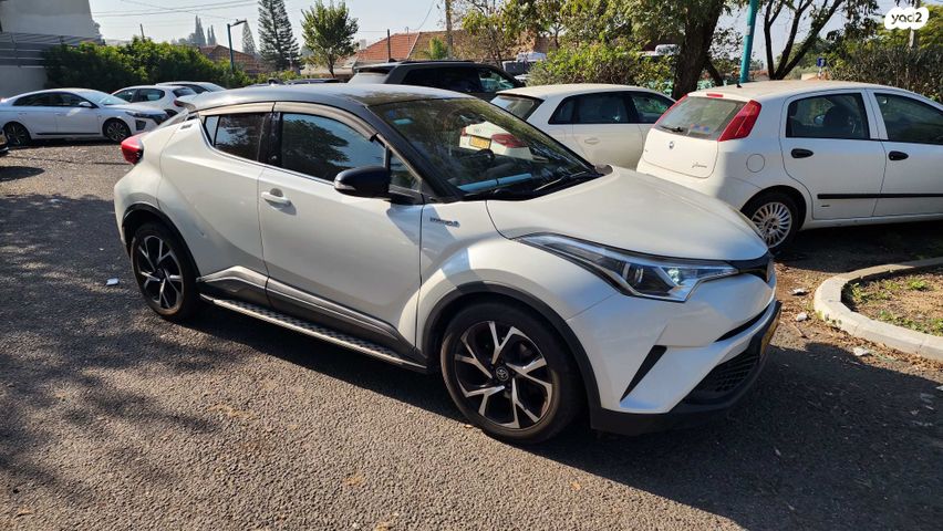 טויוטה C-HR